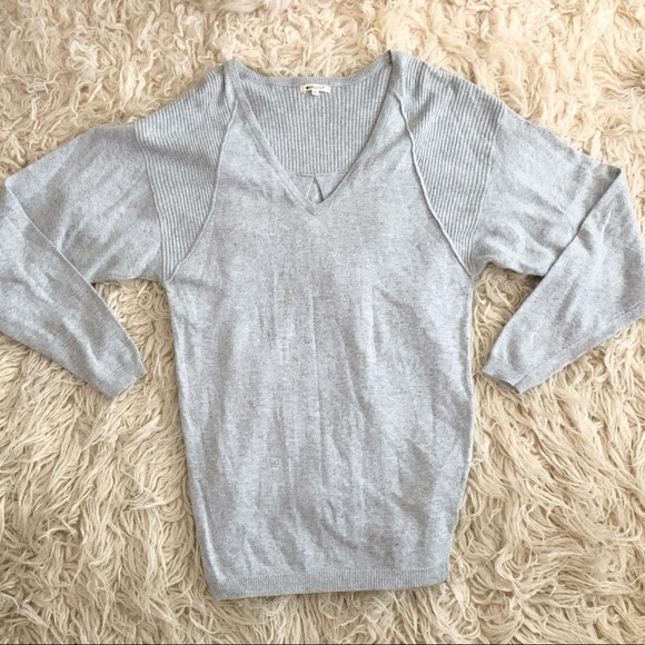 LA made | Oversized Off The Shoulder Sweater Size Medium New No Tags - Picture 8 of 9